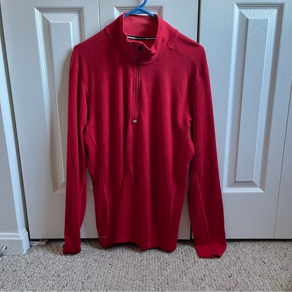 Men’s Nike 1/4 zip long sleeve top size Large
